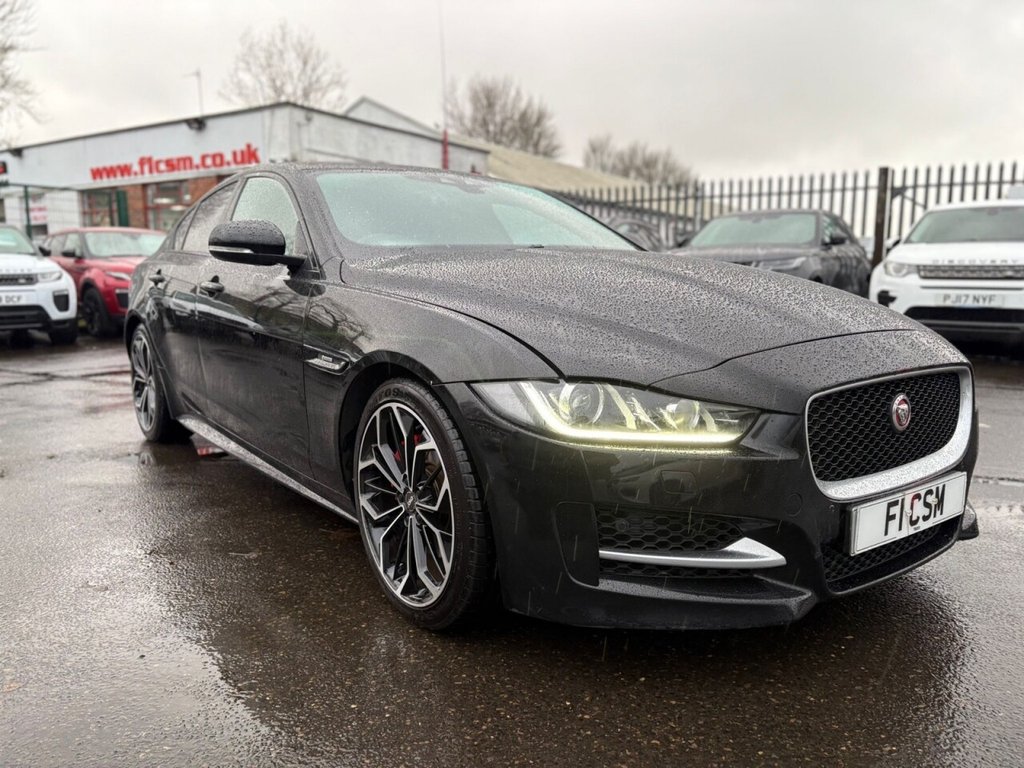 Used Jaguar XE 2015 for sale - 76654376: Photo 3