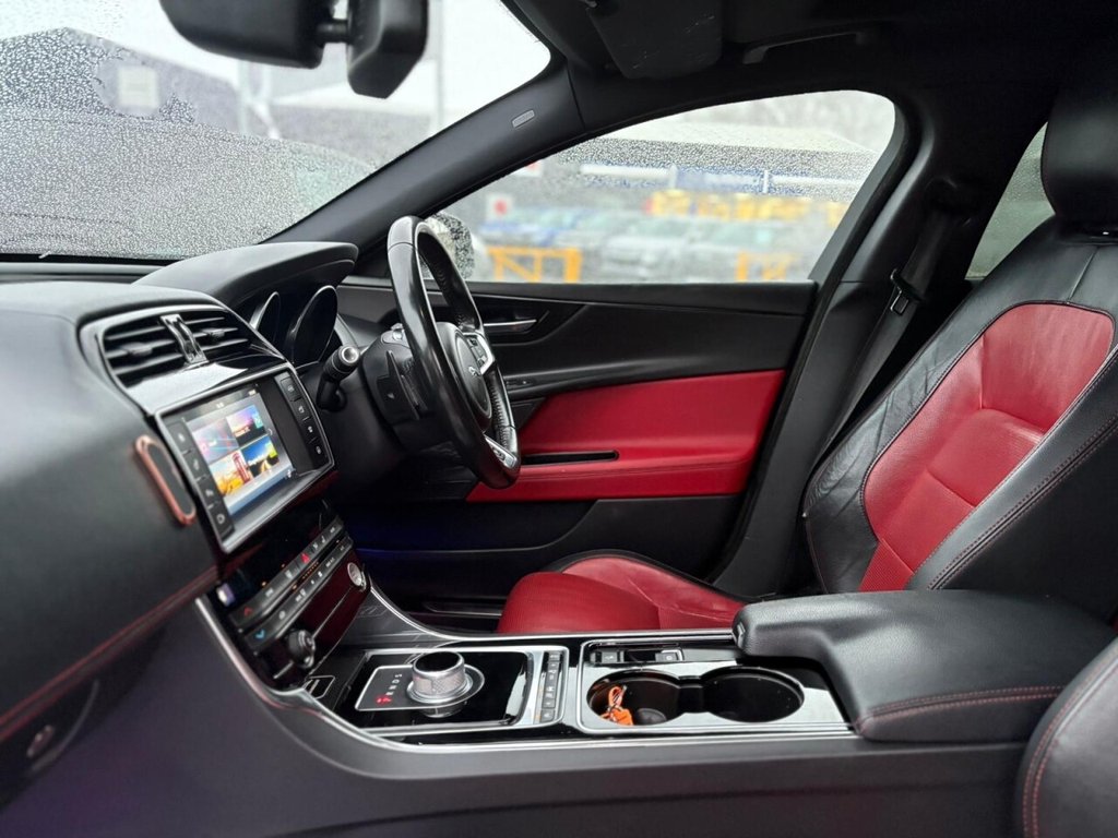 Used Jaguar XE 2015 for sale - 76654376: Photo 39