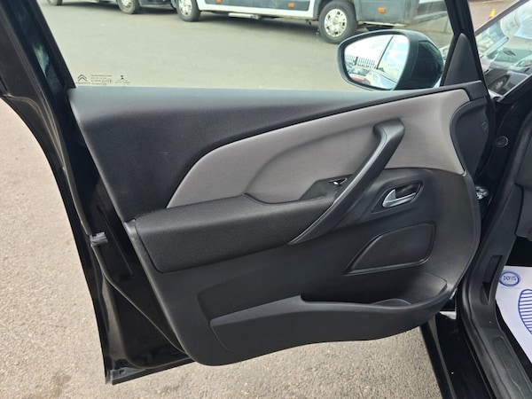 Used Citroen C4 Grand Picasso 2015 for sale - 74806276: Photo 35