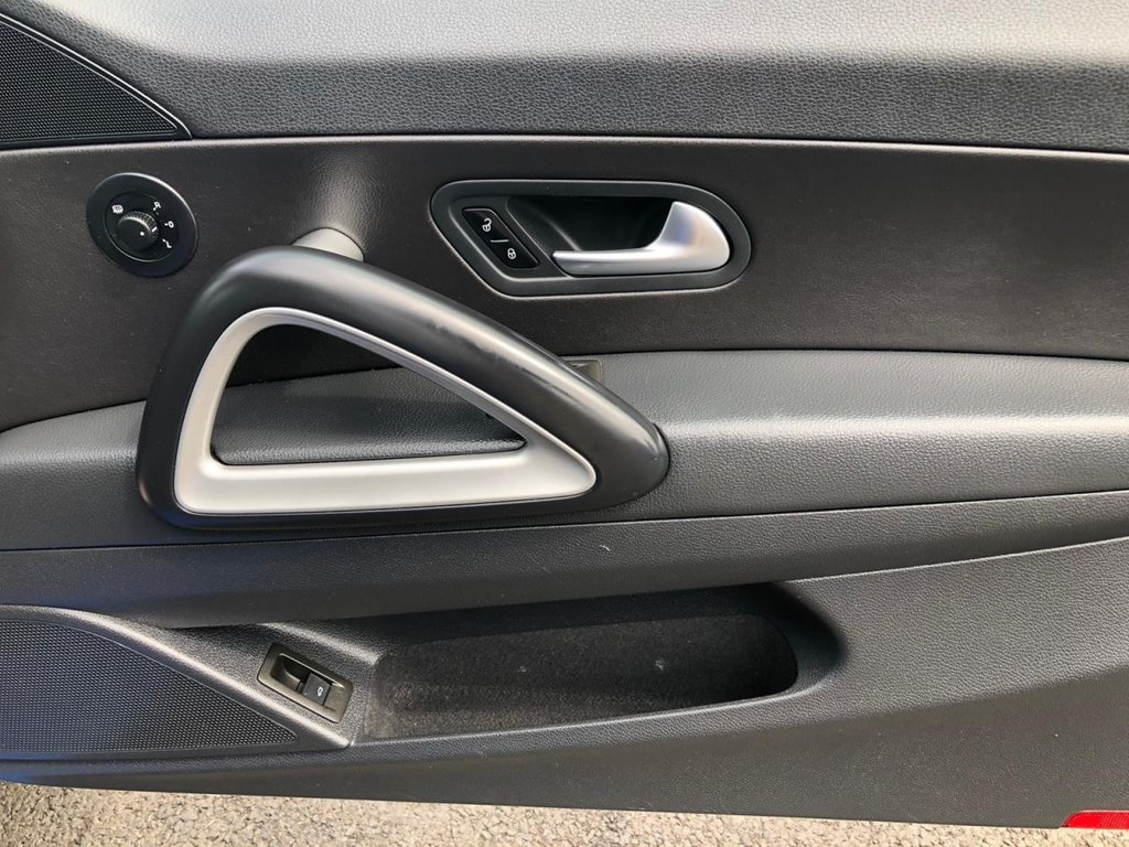 Used Volkswagen Scirocco 2014 for sale - 76654869: Photo 18