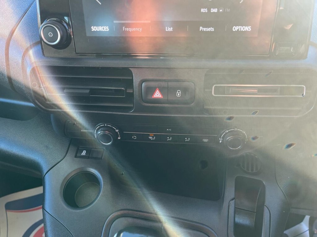 Used Vauxhall Combo Life 2019 for sale - 77990627: Photo 38