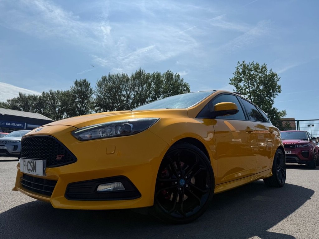 Used Ford Focus 2015 for sale - 76162916: Photo 1