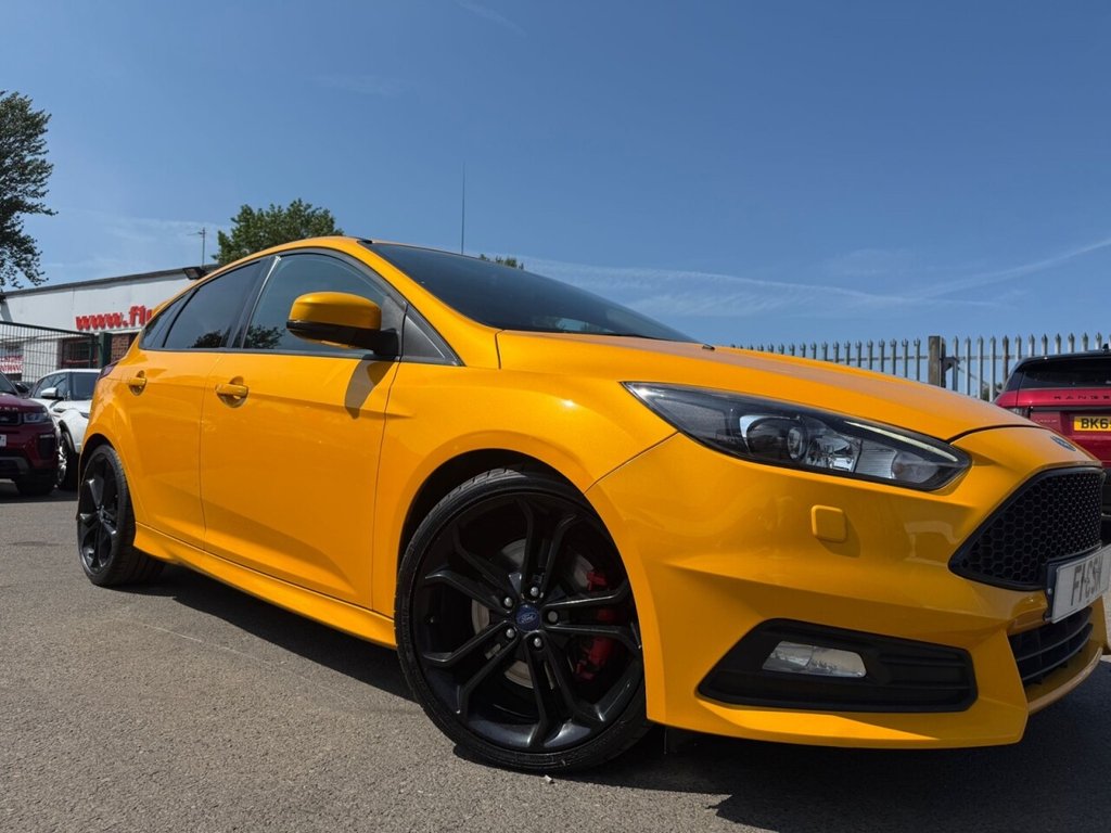 Used Ford Focus 2015 for sale - 76162916: Photo 10