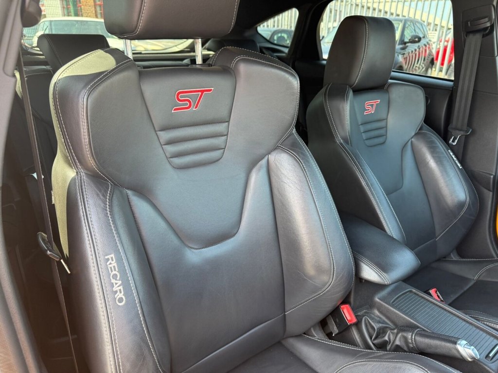 Used Ford Focus 2015 for sale - 76162916: Photo 18