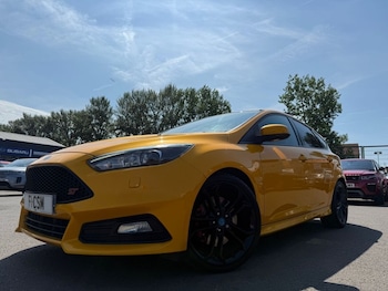 Used Ford Focus 2015 for sale - 76162916: Photo