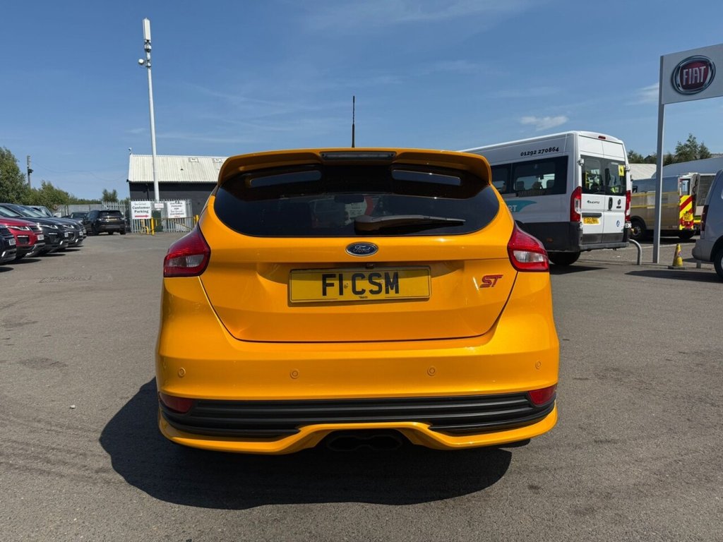 Used Ford Focus 2015 for sale - 76162916: Photo 7