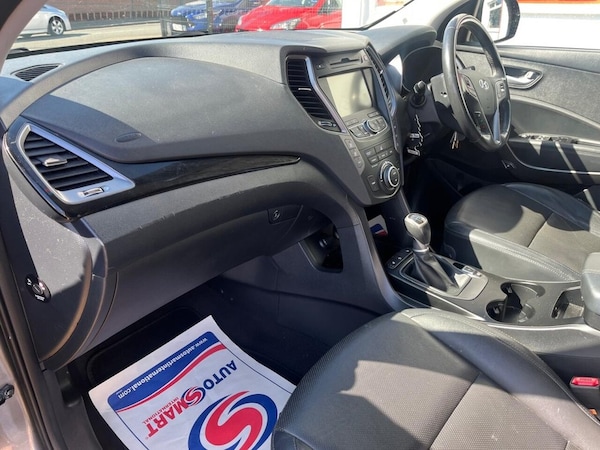 Used Hyundai Santa Fe 2015 for sale - 74806911: Photo 14