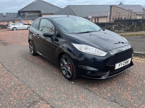 Used Ford Fiesta 2017 for sale - 74807070: Photo 5