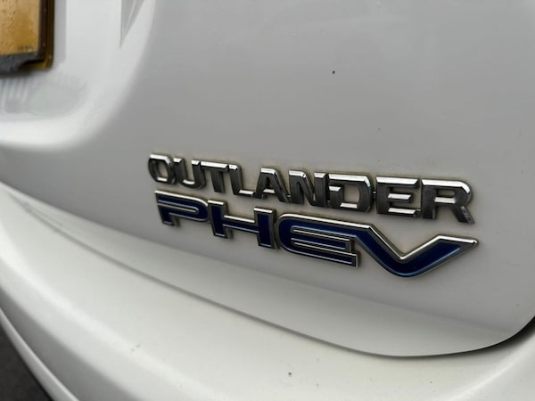 Used Mitsubishi Outlander 2014 for sale - 73572081: Photo 12