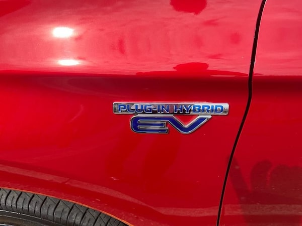 Used Mitsubishi Outlander 2018 for sale - 68356909: Photo 28