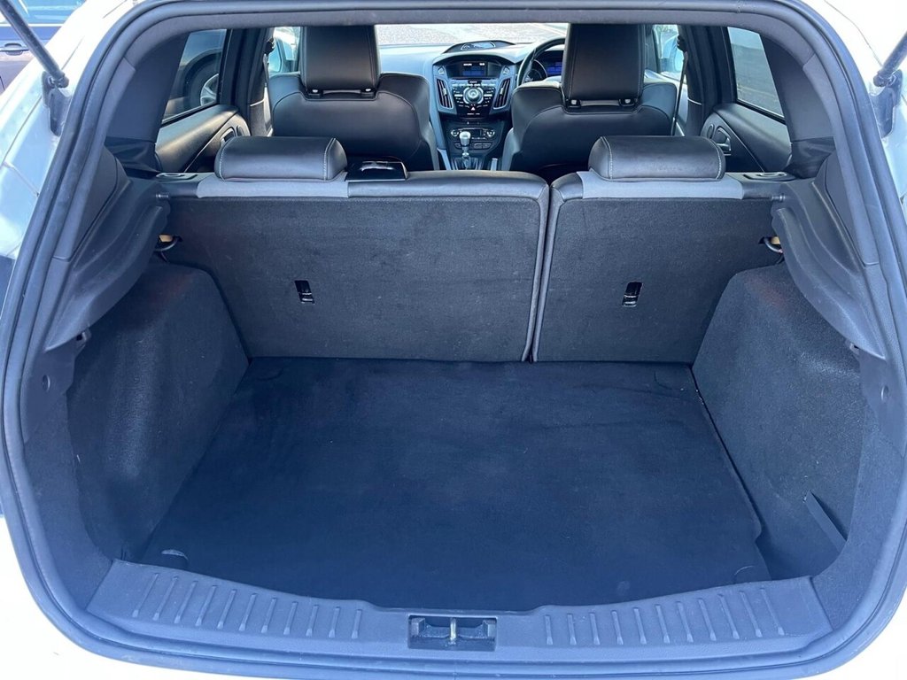 Used Ford Focus 2013 for sale - 77226791: Photo 9