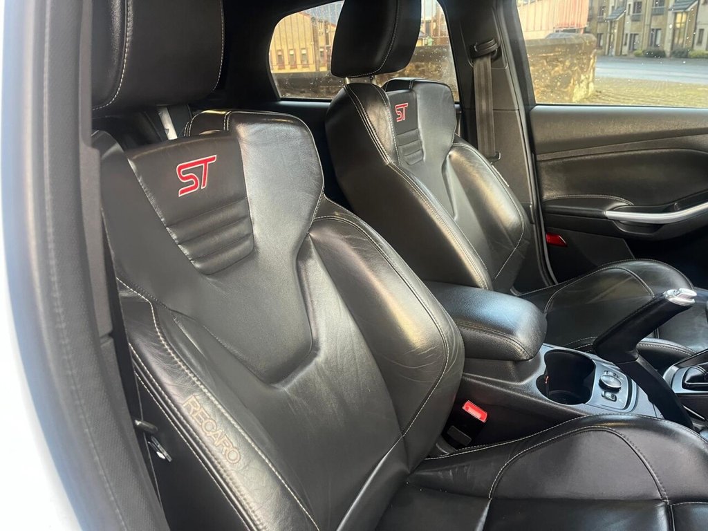 Used Ford Focus 2012 for sale - 76481886: Photo 19