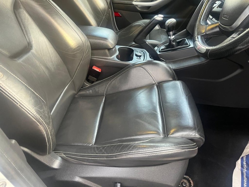 Used Ford Focus 2012 for sale - 76481886: Photo 20