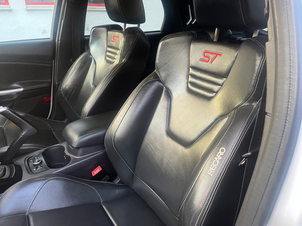 Used Ford Focus 2012 for sale - 76481886: Photo 26