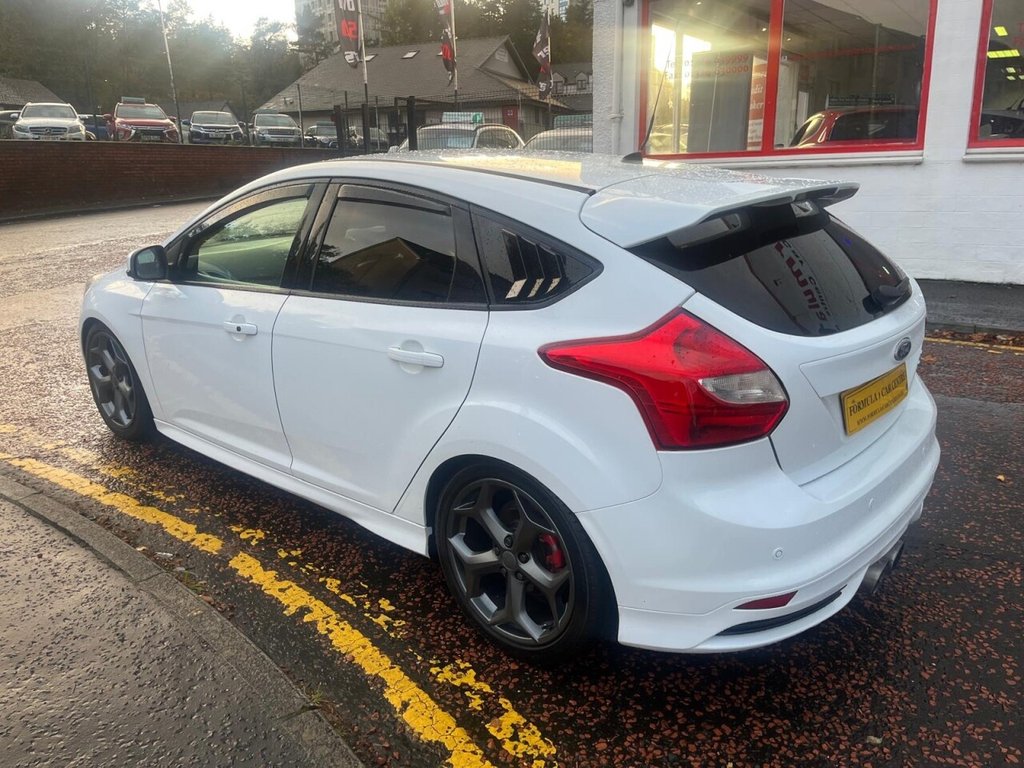 Used Ford Focus 2012 for sale - 76481886: Photo 5