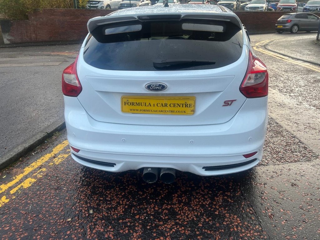 Used Ford Focus 2012 for sale - 76481886: Photo 8