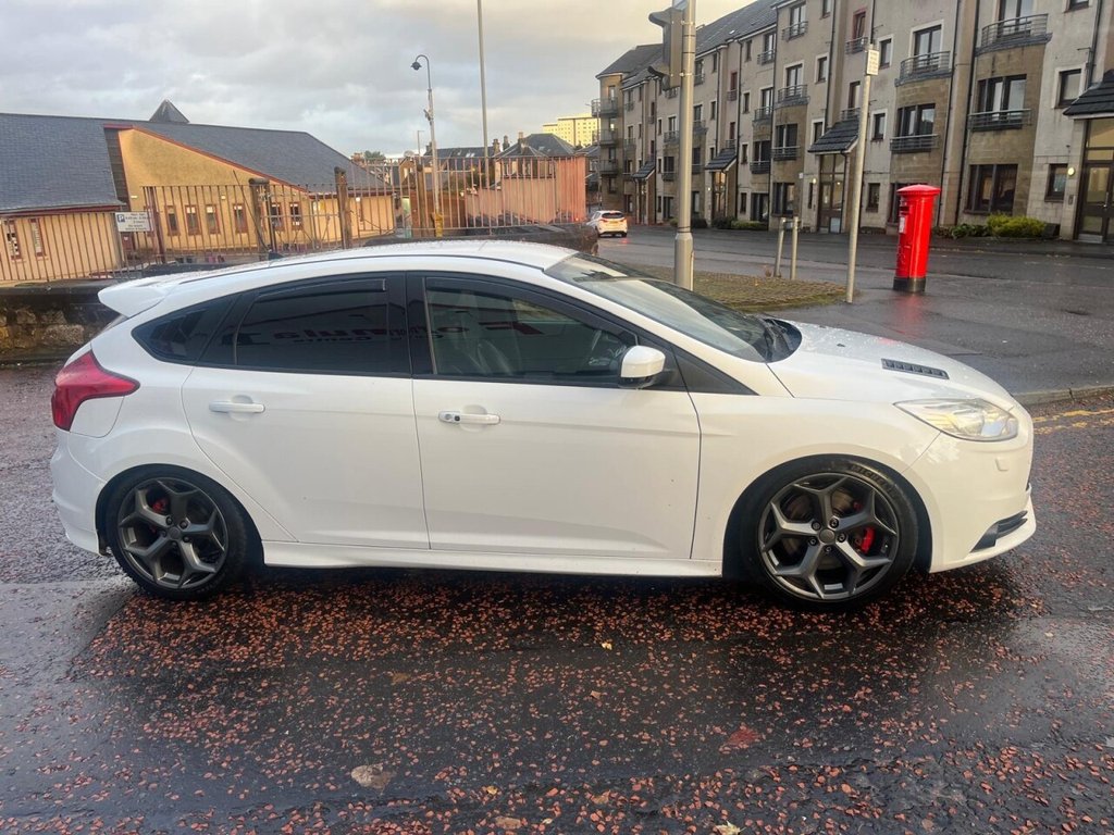 Used Ford Focus 2012 for sale - 76481886: Photo 9