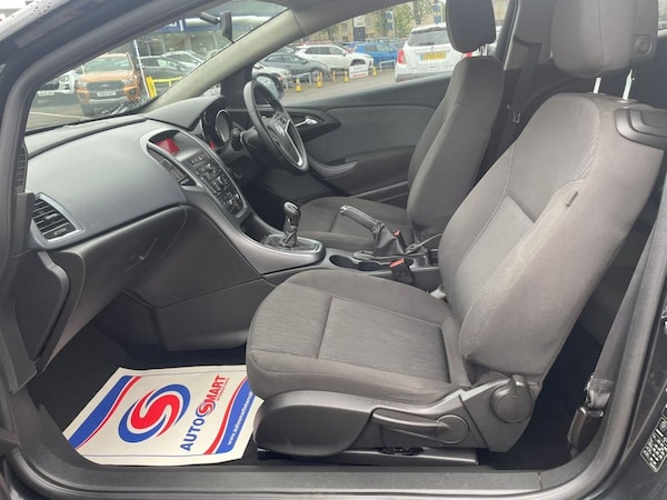 Used Vauxhall Astra GTC 2015 for sale - 63188744: Photo 32