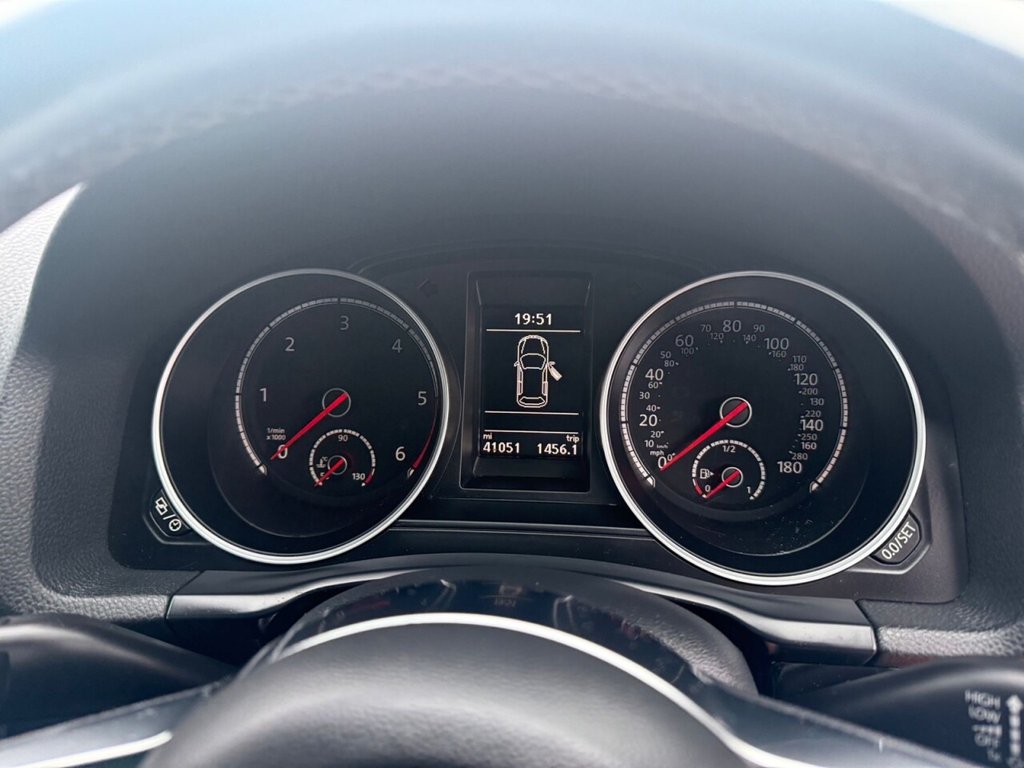 Used Volkswagen Scirocco 2015 for sale - 75912152: Photo 29