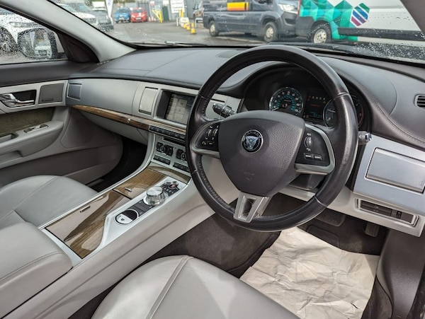 Used Jaguar XF 2014 for sale - 72685754: Photo 12