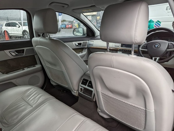 Used Jaguar XF 2014 for sale - 72685754: Photo 18