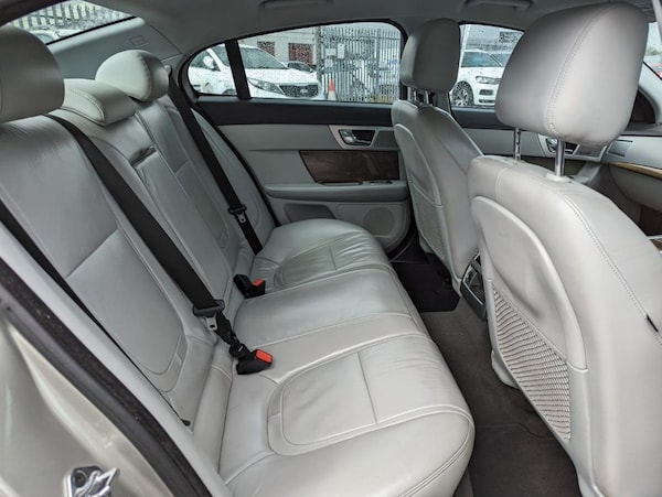 Used Jaguar XF 2014 for sale - 72685754: Photo 20