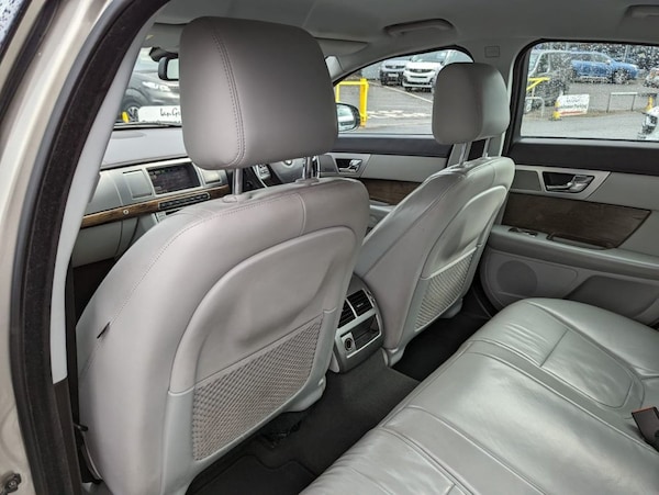 Used Jaguar XF 2014 for sale - 72685754: Photo 21