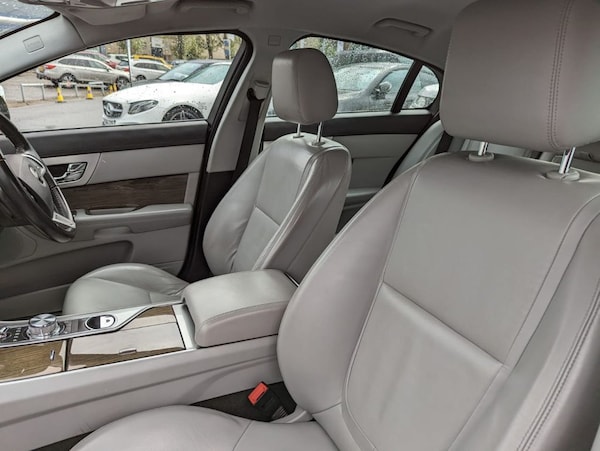 Used Jaguar XF 2014 for sale - 72685754: Photo 26