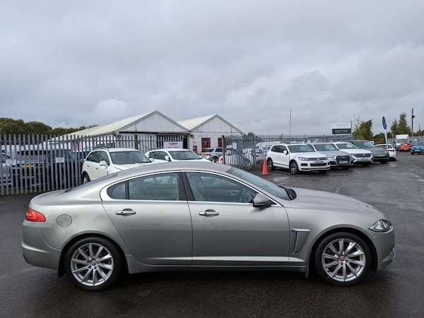 Used Jaguar XF 2014 for sale - 72685754: Photo 8