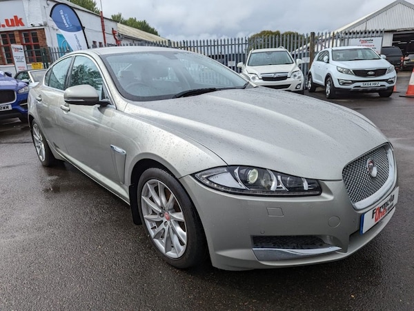 Used Jaguar XF 2014 for sale - 72685754: Photo 9