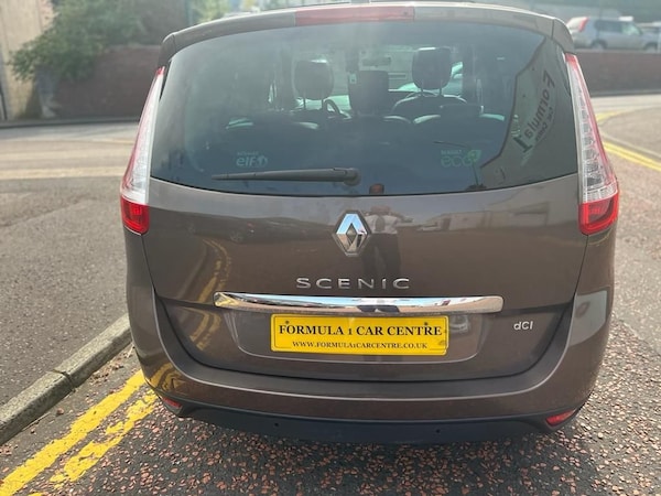 Used Renault Grand Scenic 2012 for sale - 68955744: Photo 6