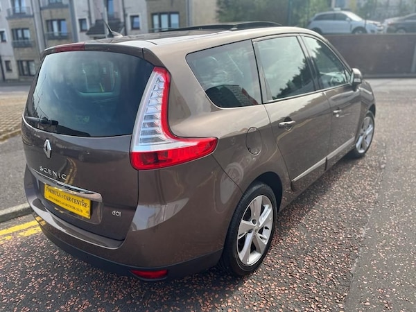 Used Renault Grand Scenic 2012 for sale - 68955744: Photo 8