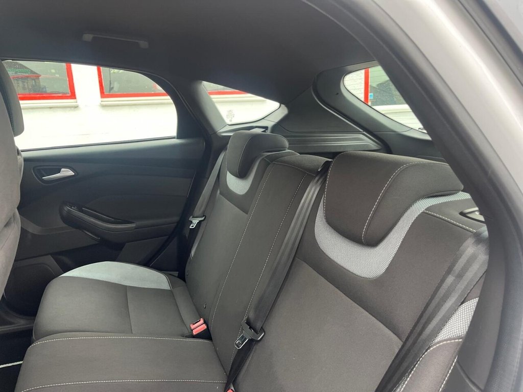 Used Ford Focus 2015 for sale - 75596352: Photo 11