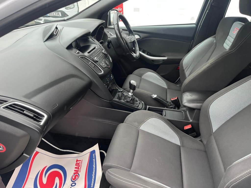 Used Ford Focus 2015 for sale - 75596352: Photo 12