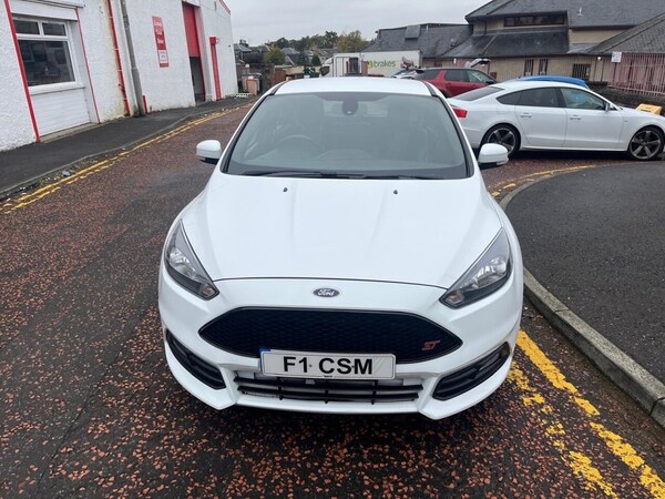 Used Ford Focus 2015 for sale - 75596352: Photo 3