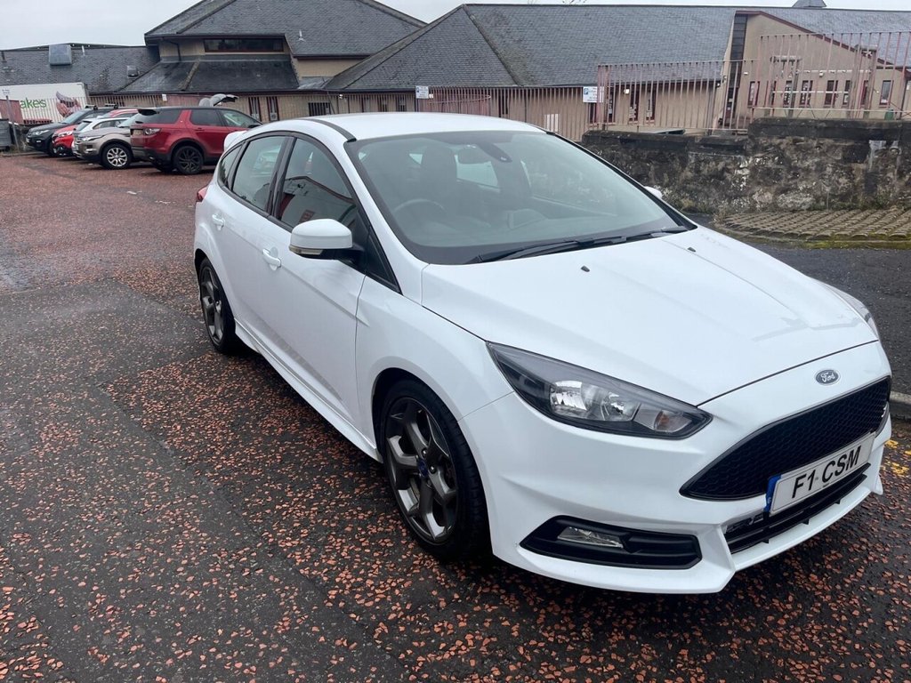 Used Ford Focus 2015 for sale - 75596352: Photo 5