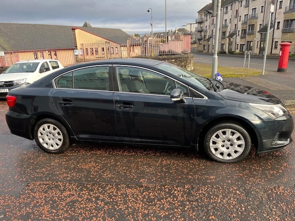 Used Toyota Avensis 2014 for sale - 63503849: Photo 9