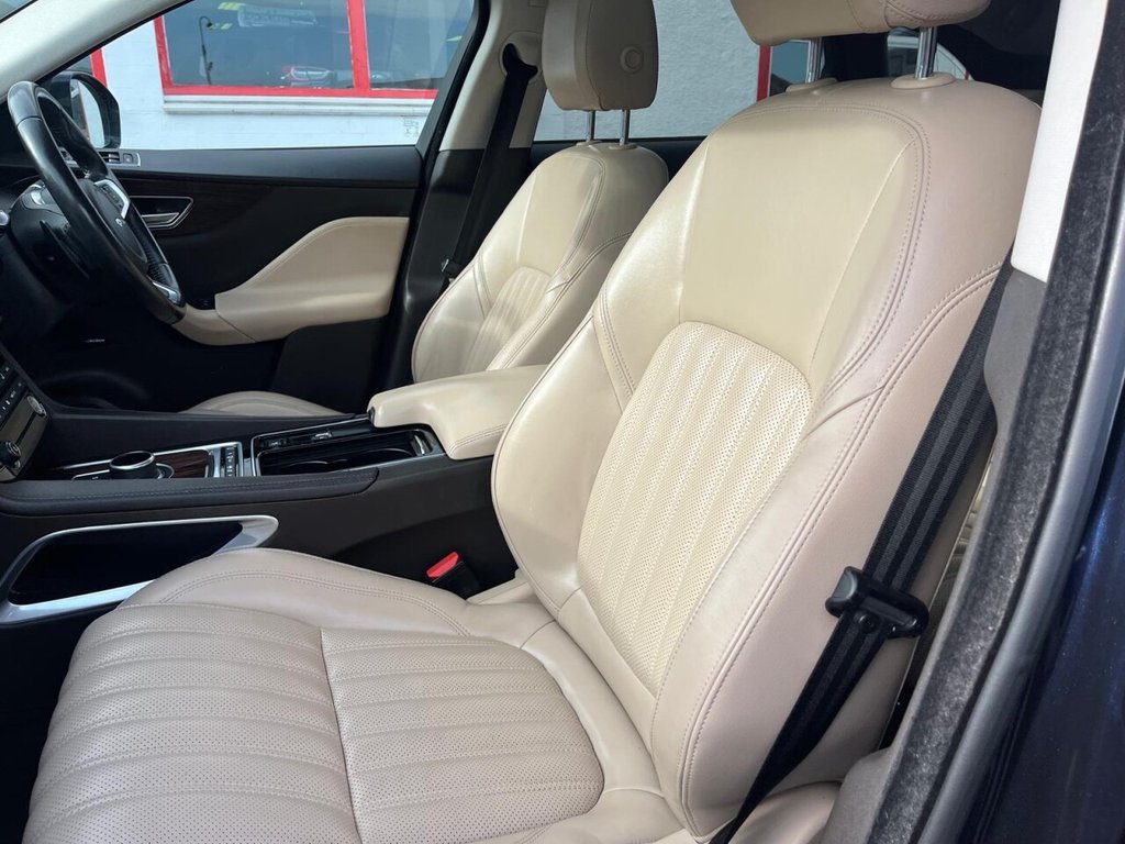 Used Jaguar F-Pace 2017 for sale - 76304299: Photo 22