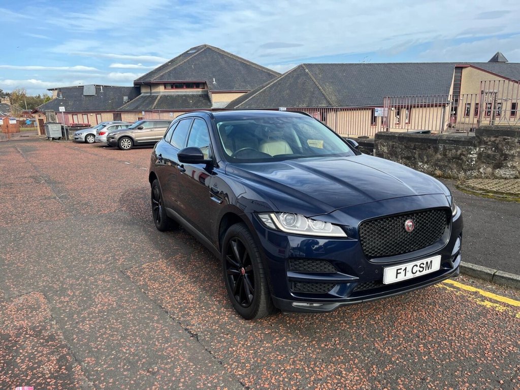Used Jaguar F-Pace 2017 for sale - 76304299: Photo 3