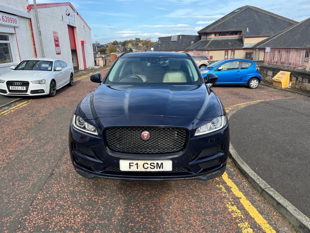 Used Jaguar F-Pace 2017 for sale - 76304299: Photo 5