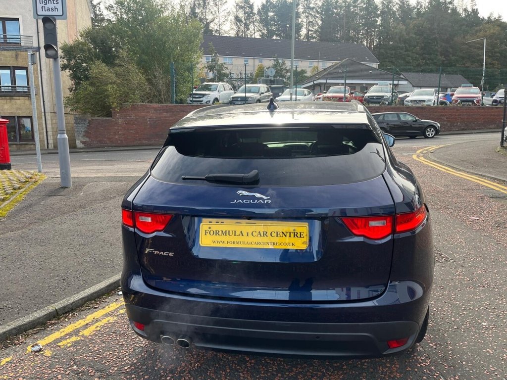 Used Jaguar F-Pace 2017 for sale - 76304299: Photo 6