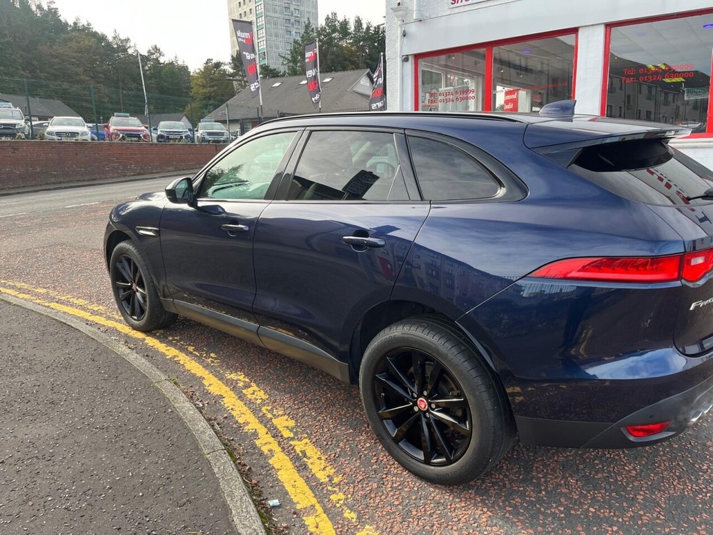 Used Jaguar F-Pace 2017 for sale - 76304299: Photo 7