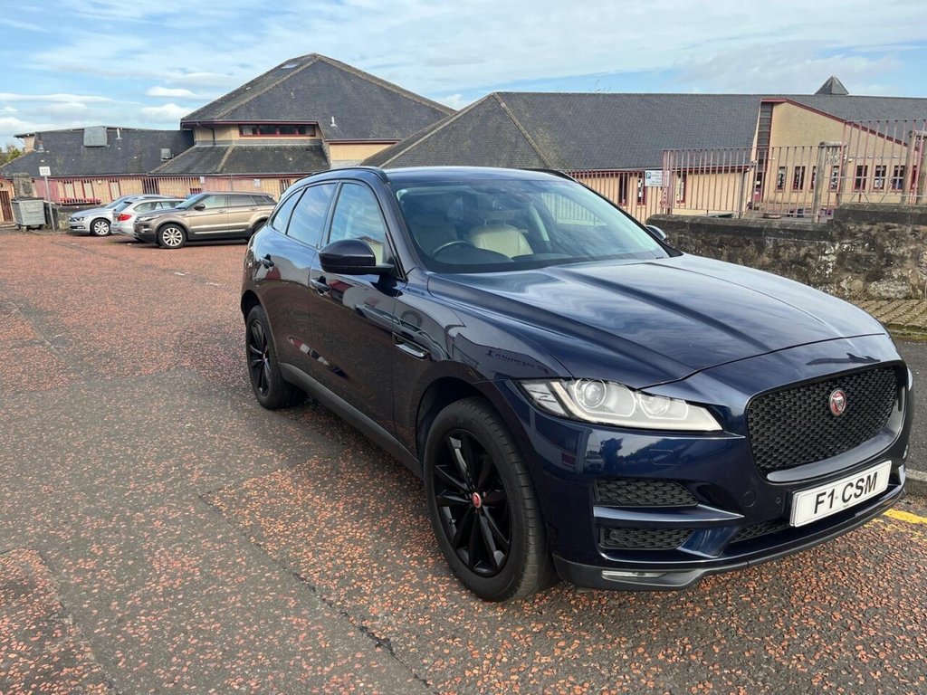 Used Jaguar F-Pace 2017 for sale - 76304299: Photo 8