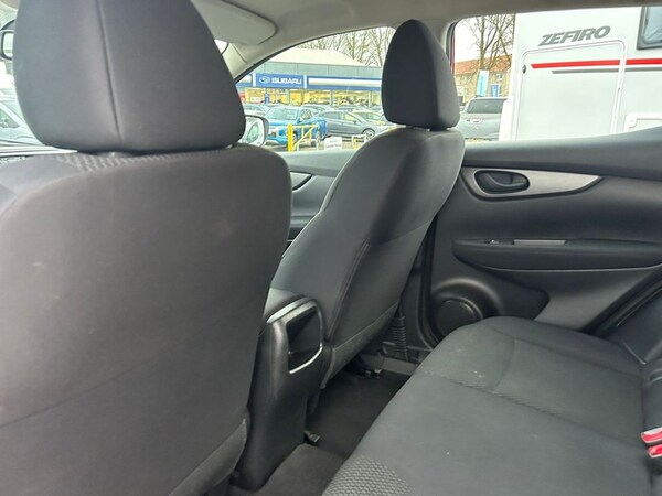 Used Nissan Qashqai 2017 for sale - 72778917: Photo 25