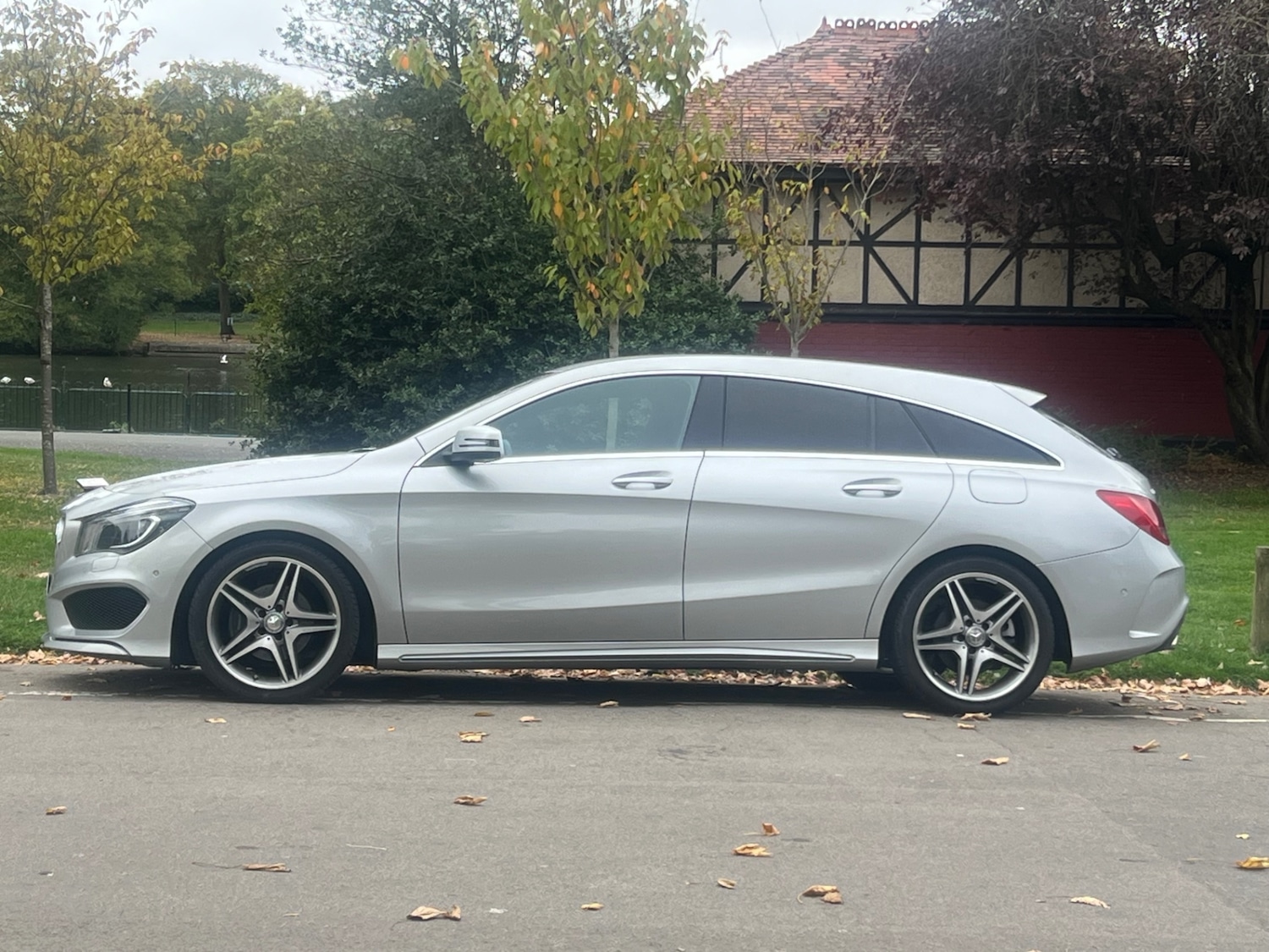Used Mercedes-Benz CLA 2015 for sale - 76273250: Photo 11
