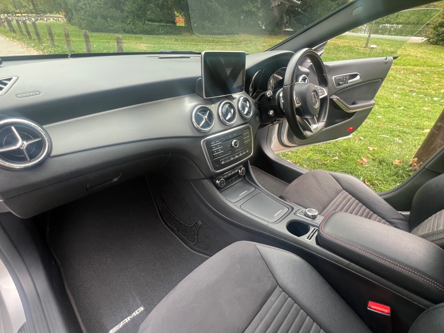 Used Mercedes-Benz CLA 2015 for sale - 76273250: Photo 24