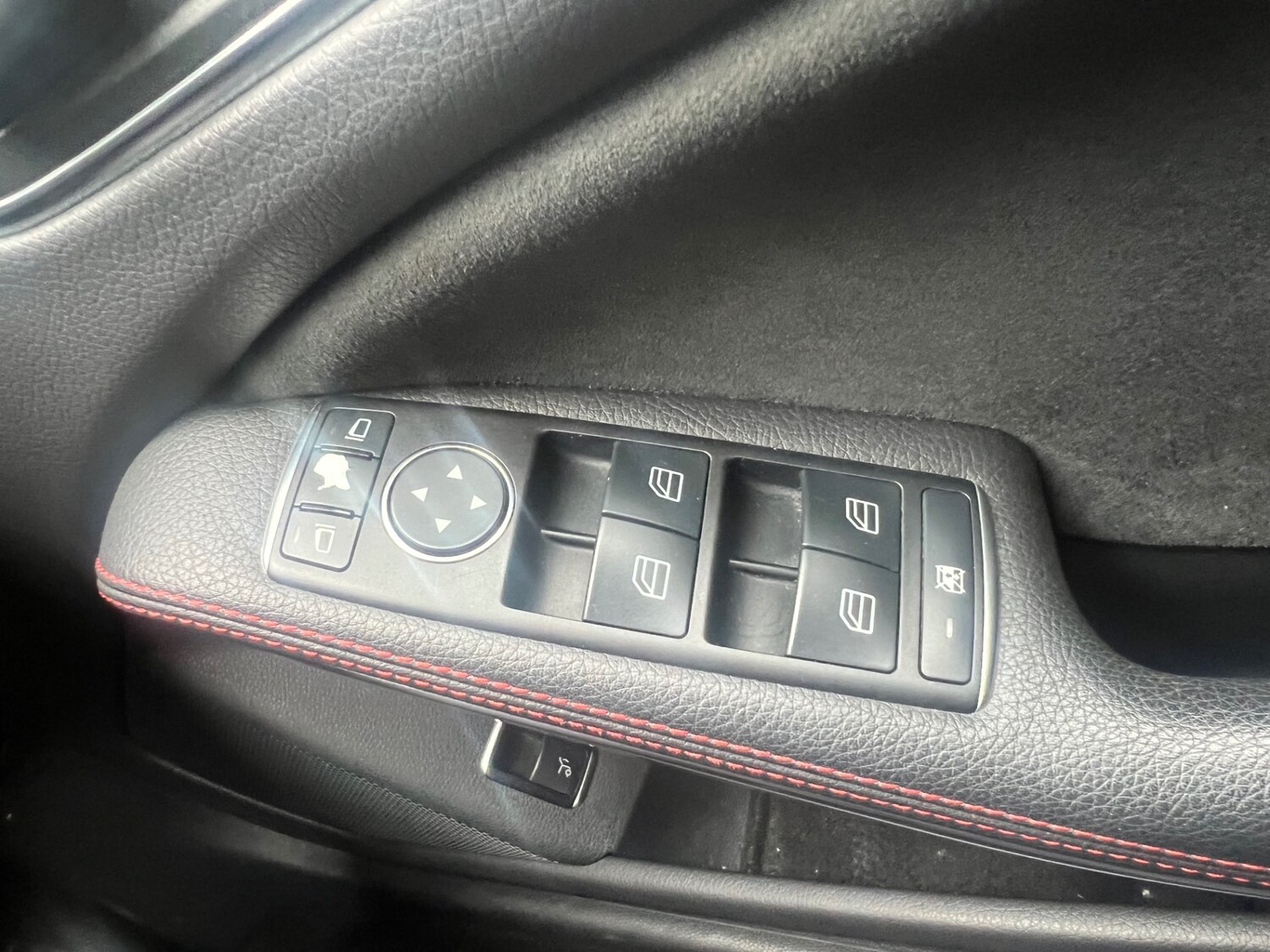 Used Mercedes-Benz CLA 2015 for sale - 76273250: Photo 42