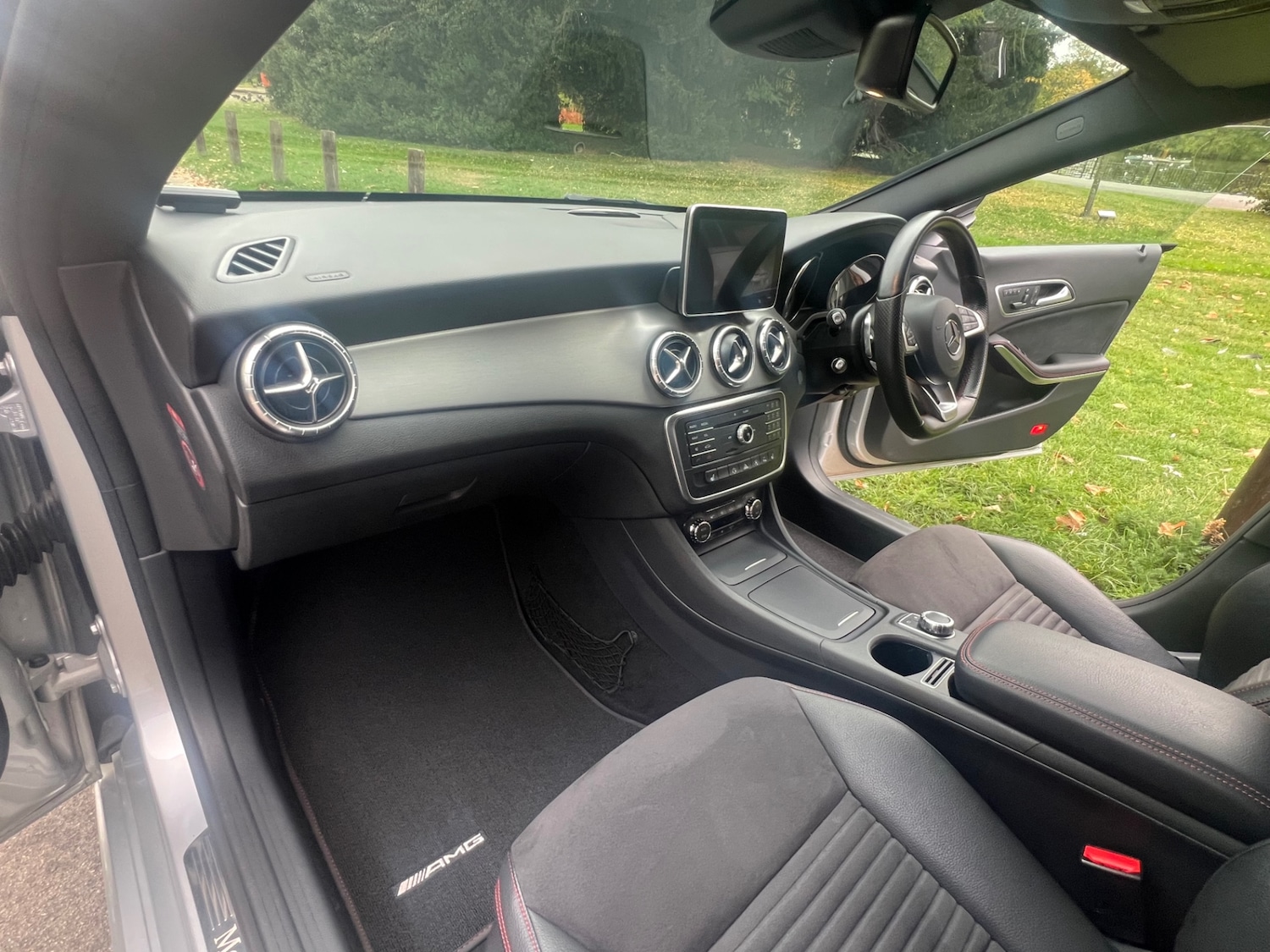 Used Mercedes-Benz CLA 2015 for sale - 76273250: Photo 79