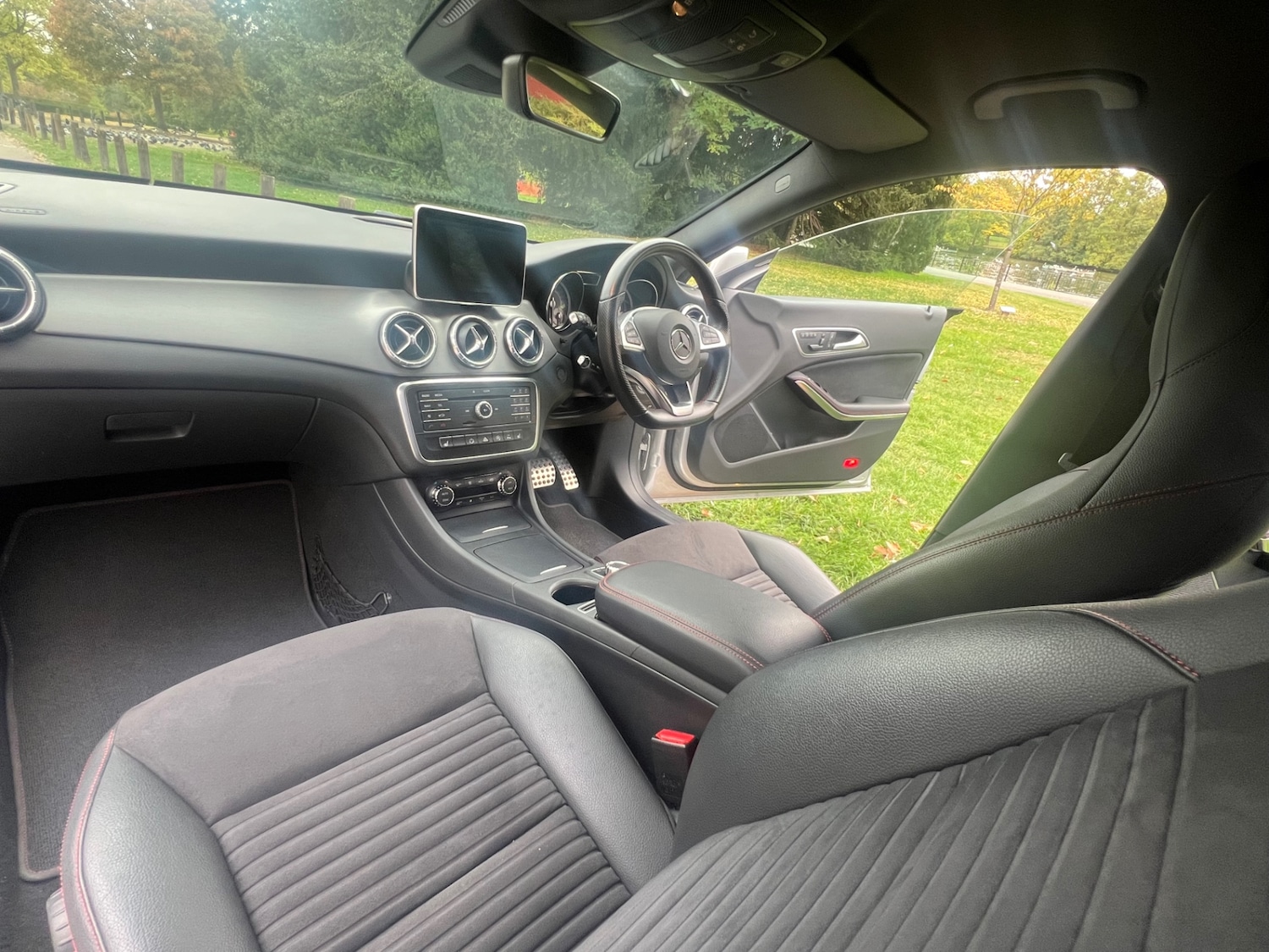 Used Mercedes-Benz CLA 2015 for sale - 76273250: Photo 81