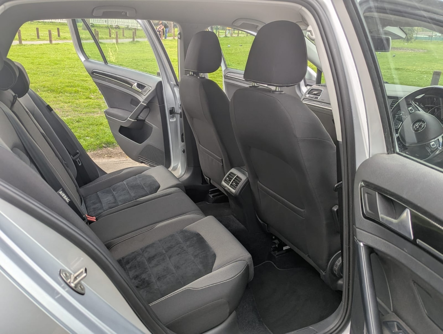 Used Volkswagen Golf 2015 for sale - 78135236: Photo 23